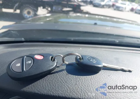 2014 Toyota Tacoma Base V6 z USA, uszkodzony, nr VIN 3TMLU4EN0EM144133